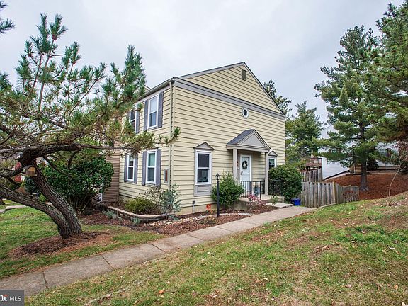 2nd image of 6618 Greenleigh Ln
