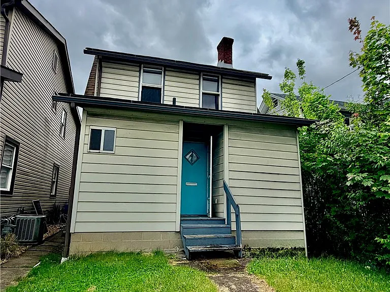 1704 State Ave — Photo 1