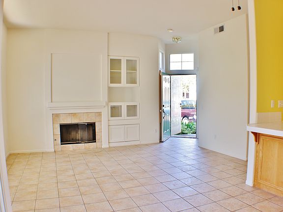 4th image of 9668 Galvin Ave