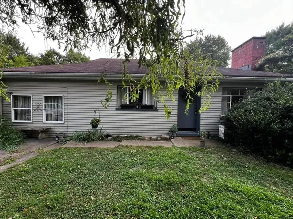 111 Jessie St, Ellwood City, PA 16117