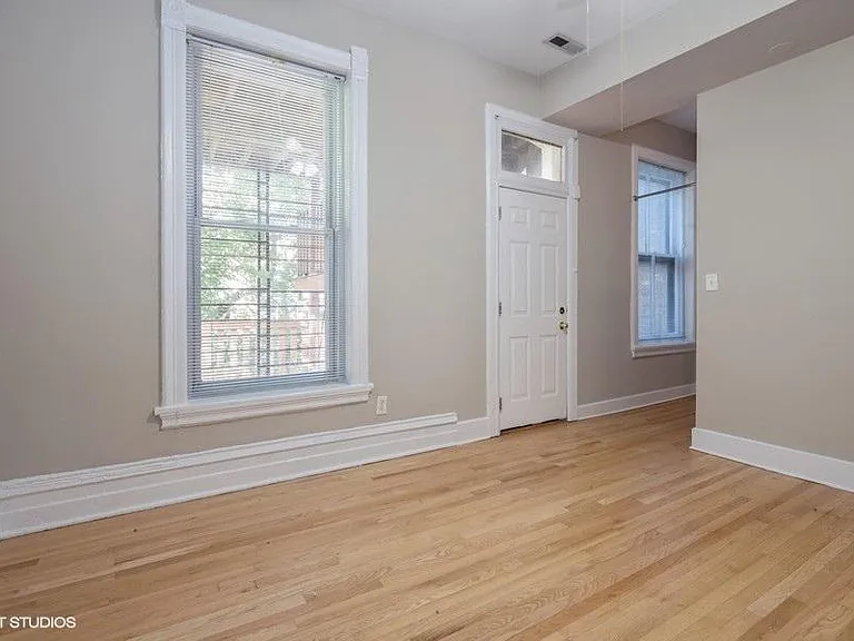 750 W Belden Ave #3 — Photo 13