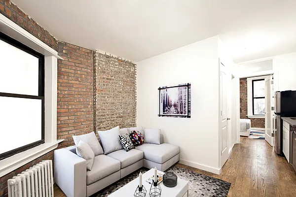 Rented by R New York | media 11