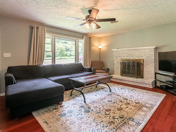 5th image of 5094 Cypress Ave