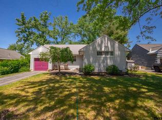 2241 Nelson Dr, Niskayuna, NY 12309