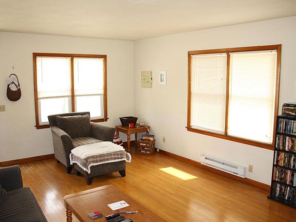 3rd image of 1106 Lincoln Blvd