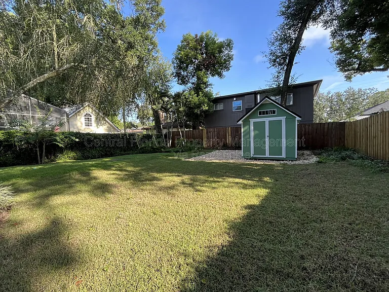 1509 E Jefferson St #X — Photo 48