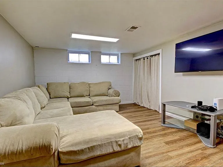 27012 Osborn Rd — Photo 22