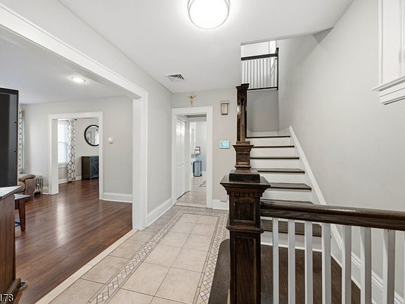 3rd image of 1116 Seib Ave