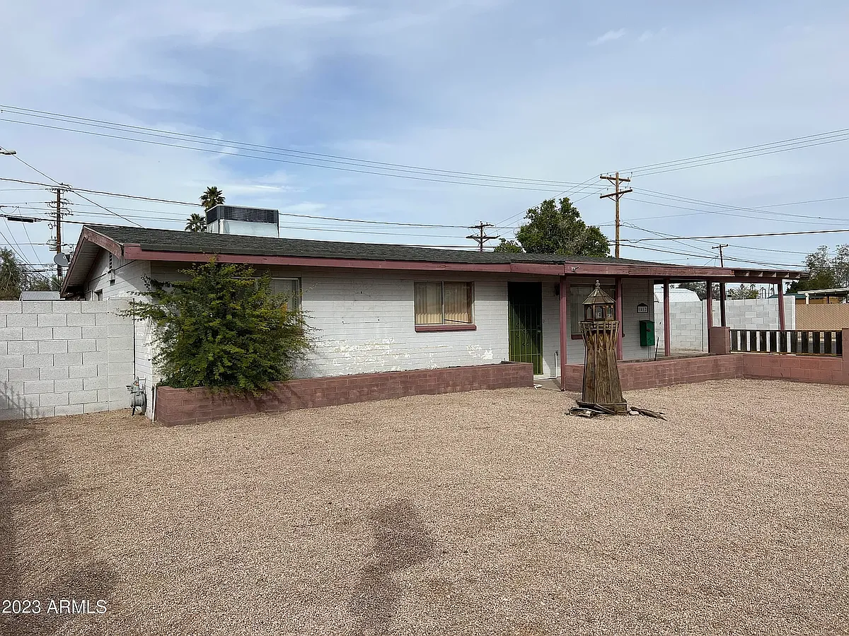 Building Photo - 1412 W 6th Ave #1