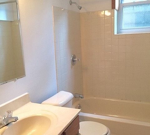 2nd image of 211 N Adams St APT 7