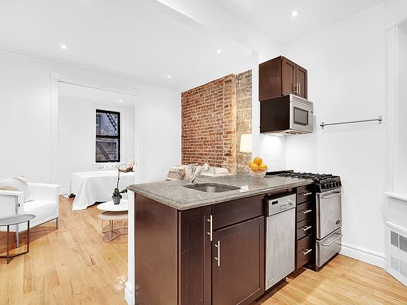 3rd image of 420 E 66th St APT 2G