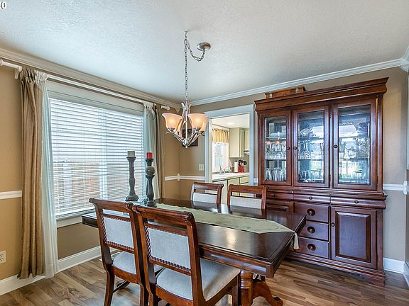 3rd image of 13642 SW Ashbury Ln