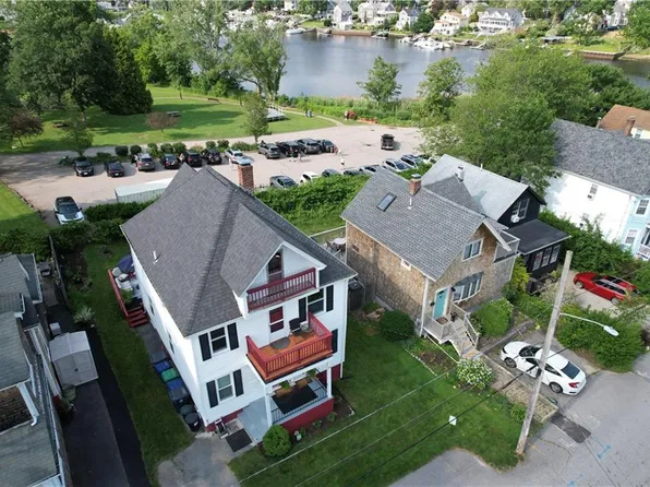 19 Remington St, Warwick, RI 02888