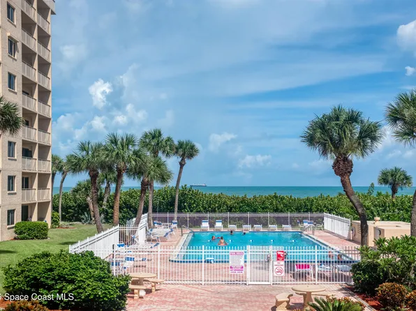 7520 Ridgewood Ave APT 208, Cape Canaveral, FL 32920