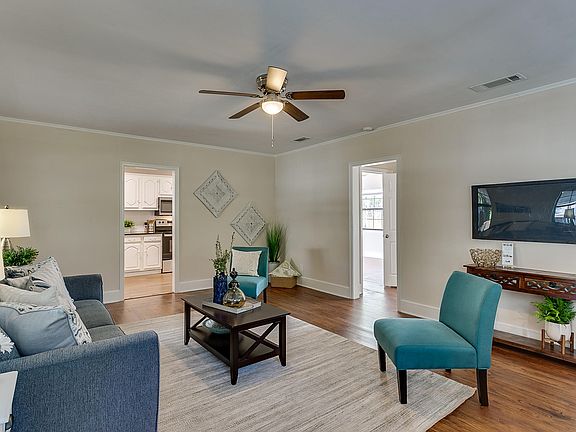 5th image of 3019 Woodmont Ave
