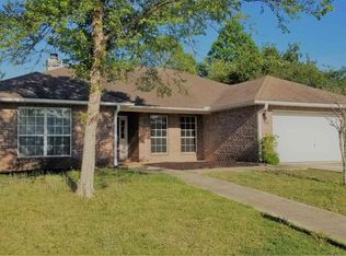 1924 Elodie Ln, Gulf Breeze, FL 32563