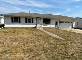 516 N 2nd St, Caledonia, MN 55921