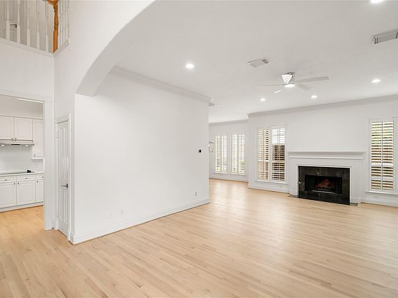 3rd image of 4746 Post Oak Timber Dr #36