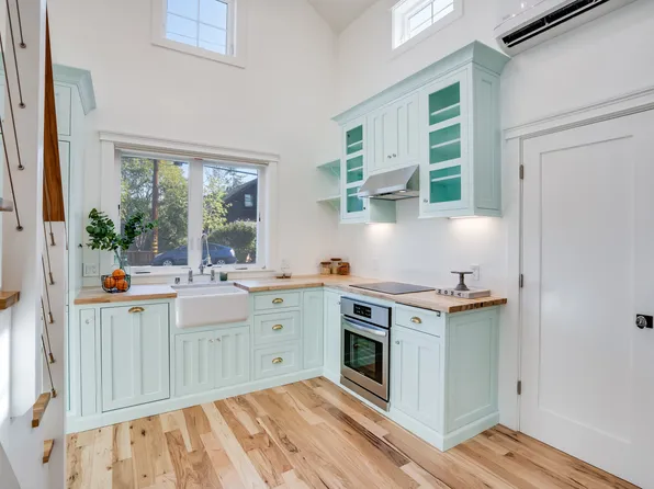 201 Chestnut Ave #Adu, Palo Alto, CA 94306