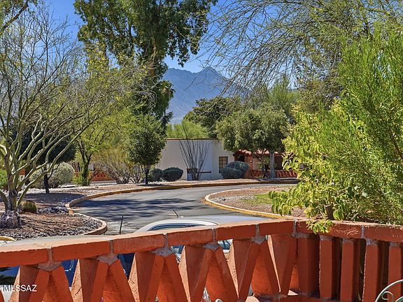 2nd image of 356 S Paseo Quinta APT B
