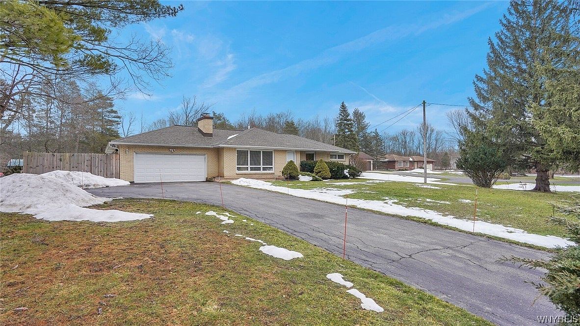 4615 McKinley Pkwy, Hamburg, NY 14075 Zillow