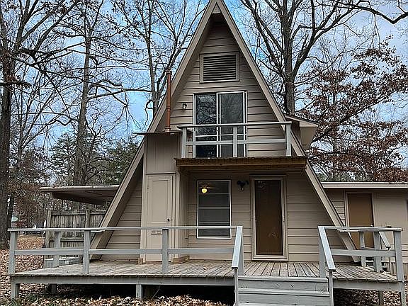 2nd image of 918 Redbud Dr