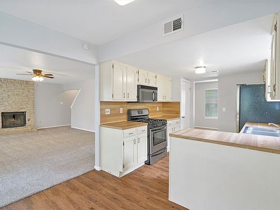 4th image of 4609 White Elm Dr