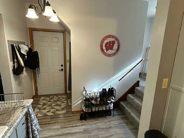 301 Mound Park Dr — Photo 15