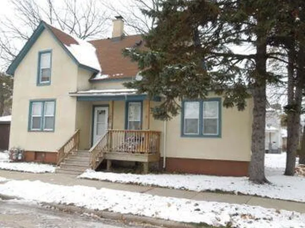 1202 English STREET, Racine, WI 53402