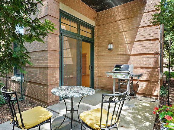 3rd image of 533 W Main St APT 112
