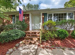 3204 Pioneer Ln, Chesapeake, VA 23323