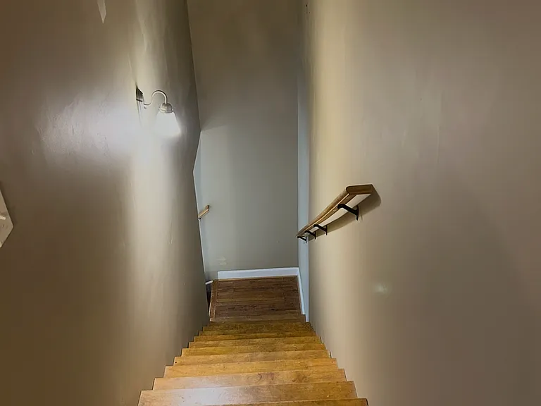 100 Anchorage Rd #13 — Photo 6