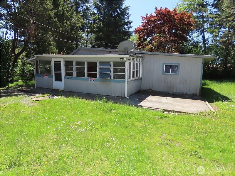 2nd image of 1047 Pine Street