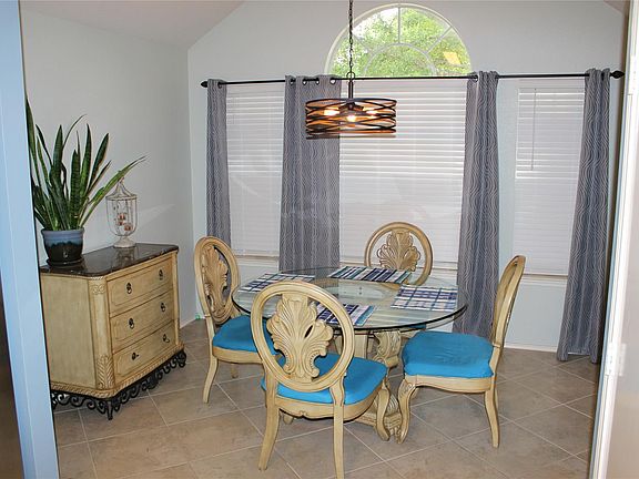 5th image of 19410 Gladewater Dr