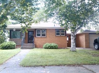 1016 N 20th St, Escanaba, MI 49829