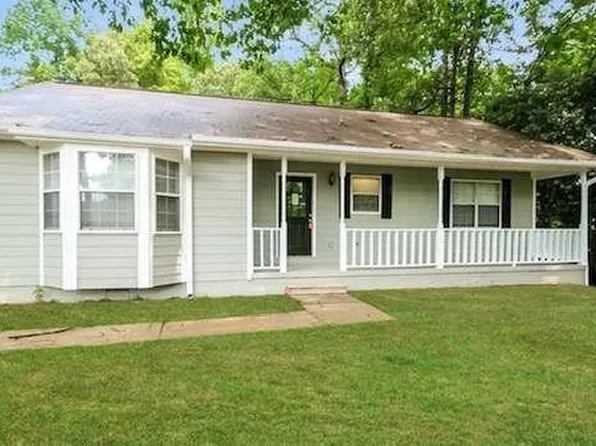 445 Lakeshore Dr, Stockbridge, GA 30281