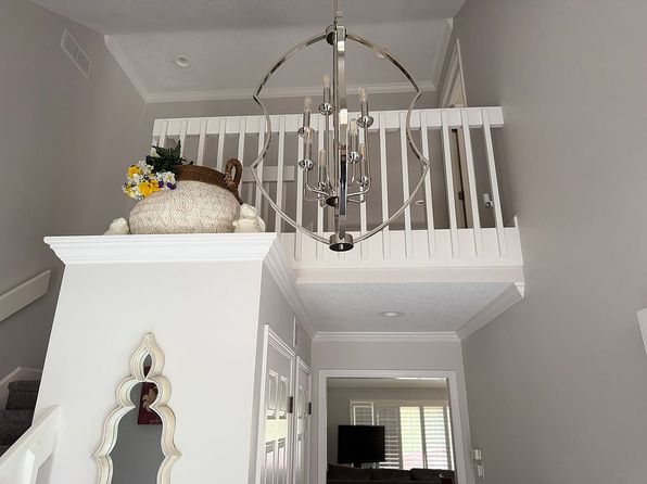 41 Woodforest Pkwy