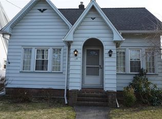 19 Dorking Rd, Rochester, NY 14610