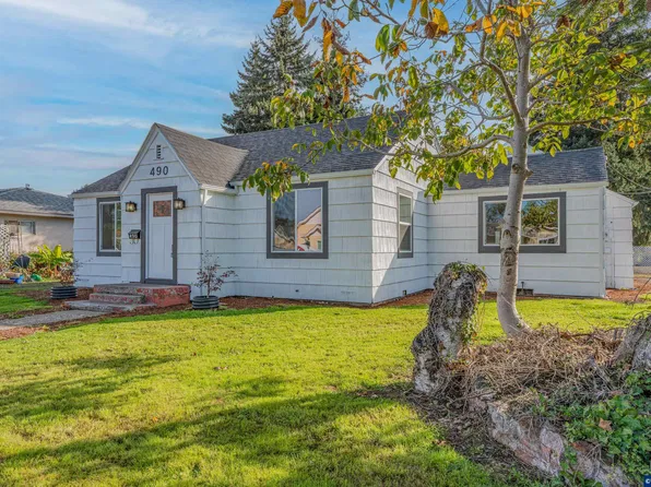 490 W A St, Lebanon, OR 97355