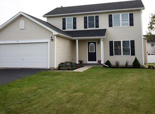 32 Middlesburough Park, North Chili, NY 14514