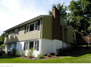 61 Carey Ave, Meriden, CT 06451