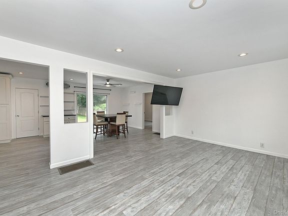 4th image of 167 Rider Avenue