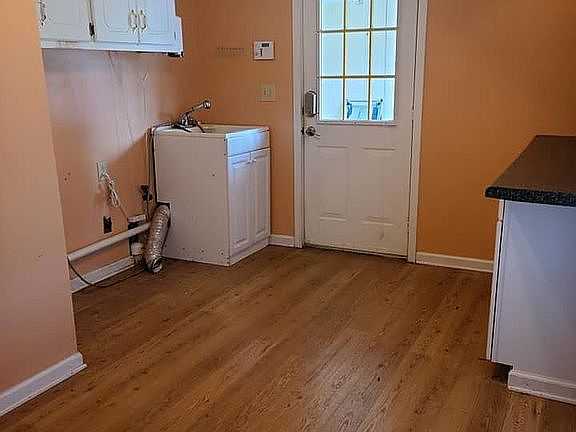 Large Laundry Room