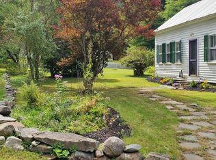 30 Back Street, Newfane, VT 05345-9523