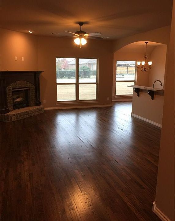 2nd image of 26458 Columbia Crest Dr