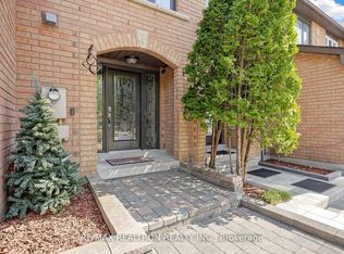 27 Mistleflower Ct, Richmond Hill, ON L4E3T9