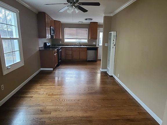 3rd image of 5647 Shasta Ave