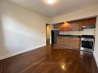 4555 41st St APT 4B, Sunnyside, NY 11104