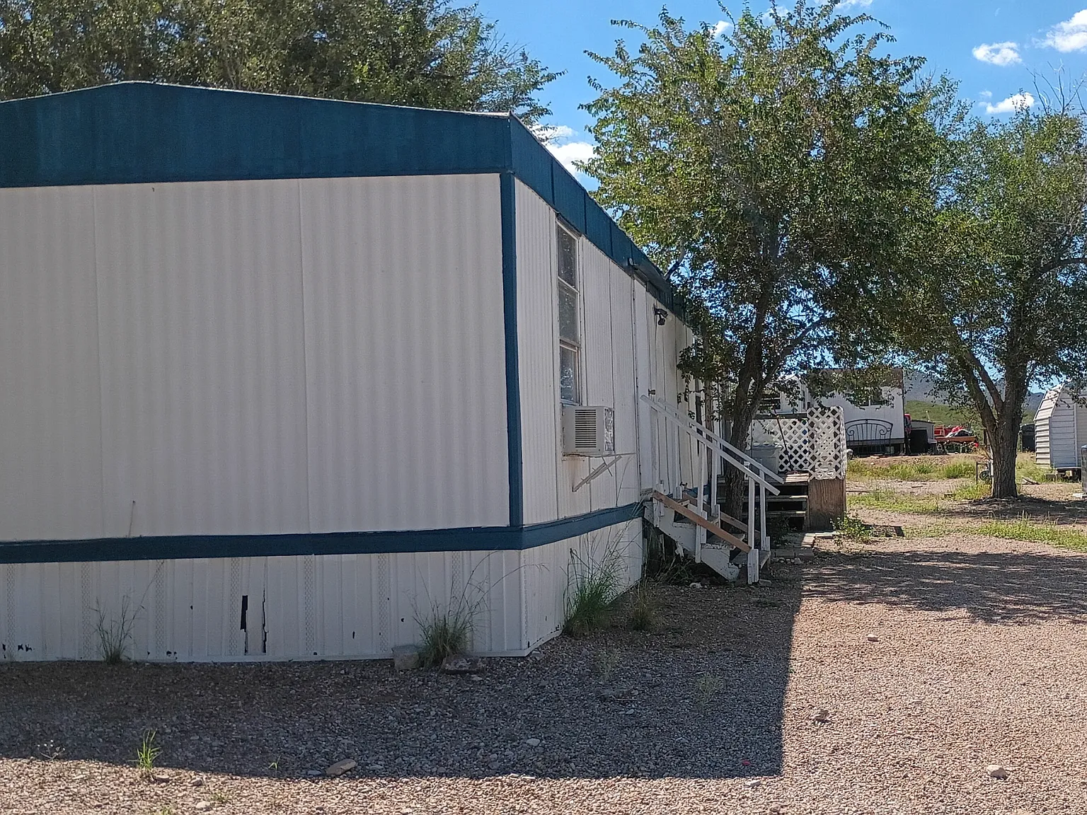 Desert Hills MHP - MH 13 — Photo 1