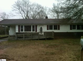 102 E Belvedere Rd, Greenville, SC 29605